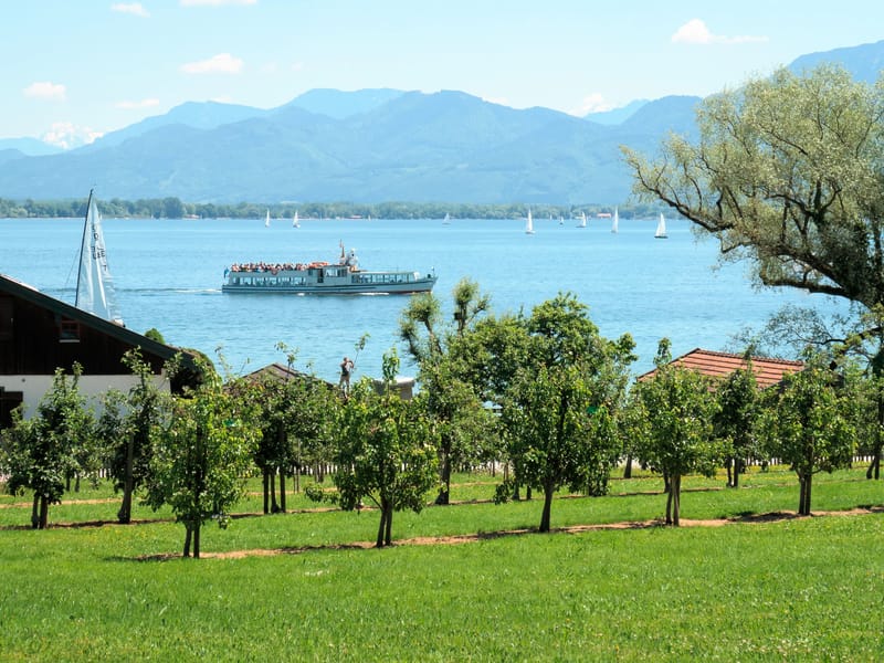 Chiemsee Schifffahrt (boat ferry) from Fraueninsel
