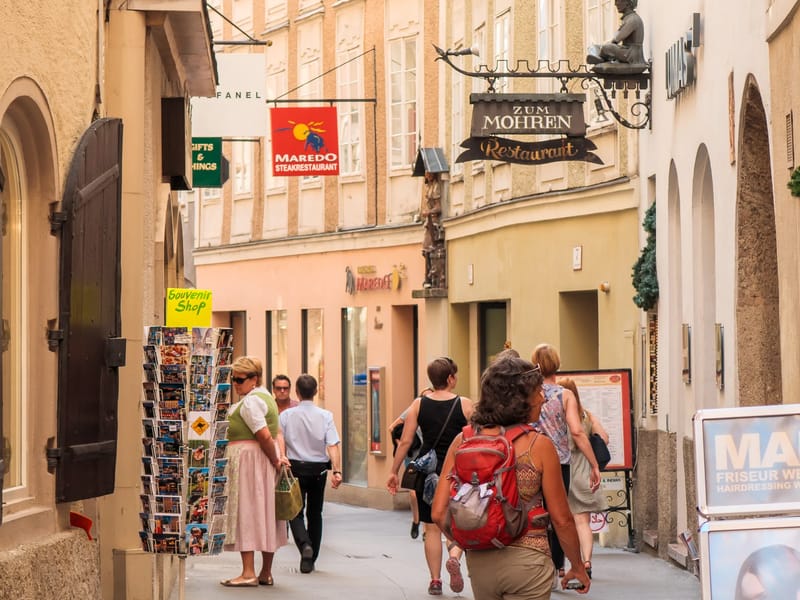 Strolling through the Aldstadt