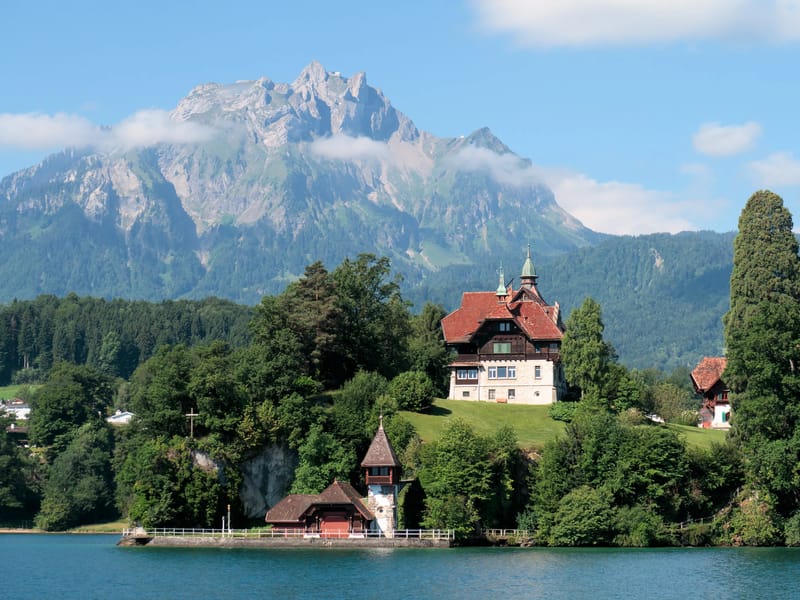 First leg of Golden Round Trip - cruise along Lake Lucerne