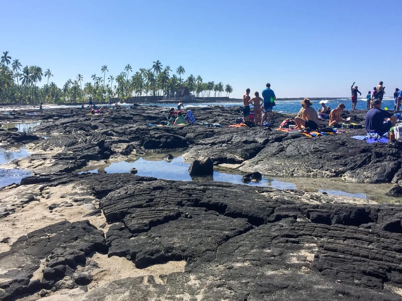 Snorkeling beach near Pu'uhonua O Honaunau National Historical Park