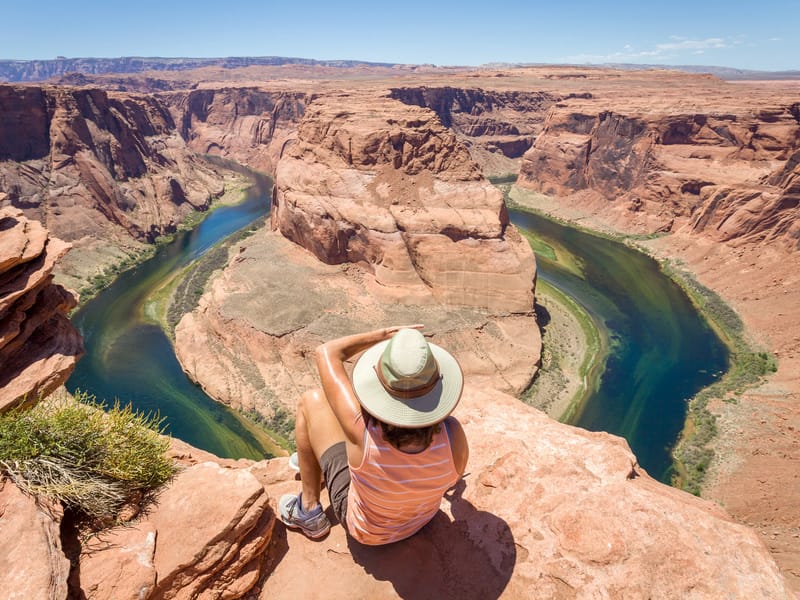 Lolo overlooking Horseshoe Bend