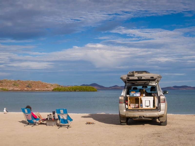 Camping on Playa El Requeson on Bahia Concepcion