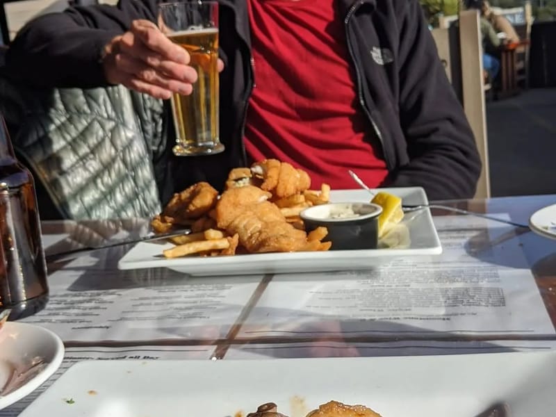 Outdoor dining and the Moonstone Beach Bar and Grill