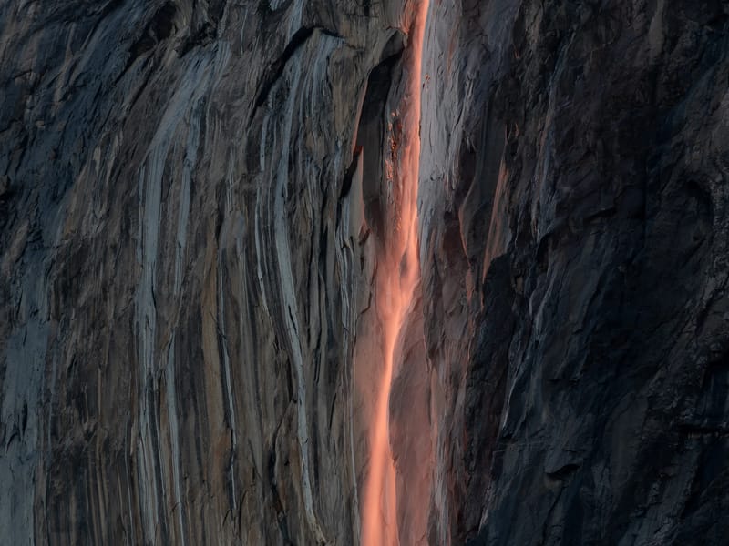 October Fallfall closes its show with pastels